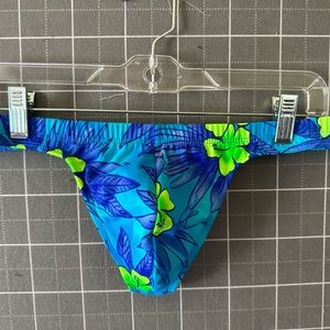 Men’s swim thong size XL no tag